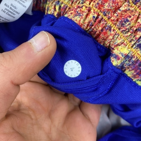 Lululemon Seawheeze 2019 Hotty Hot Shorts 4” Woodland Sprint - Picture 5 of 6